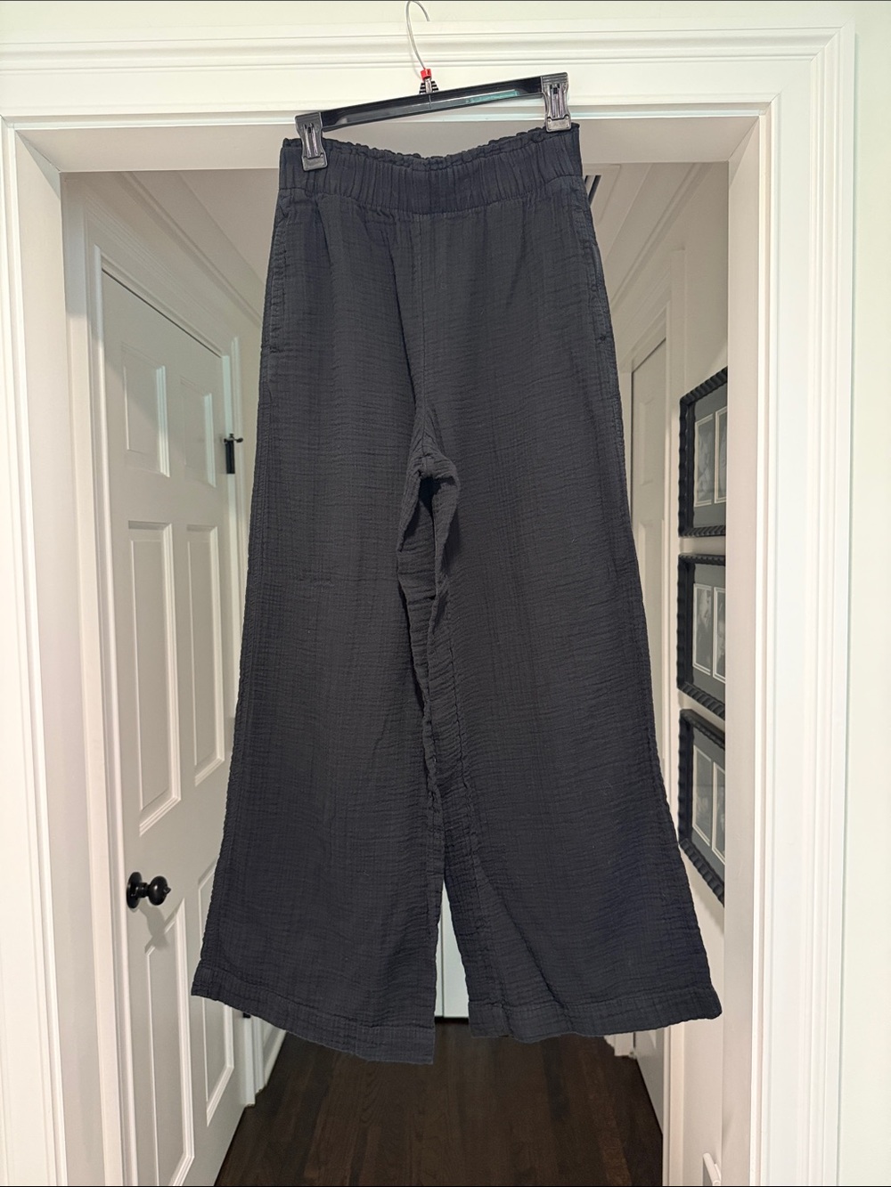 GAP Wide Leg Pants in Black